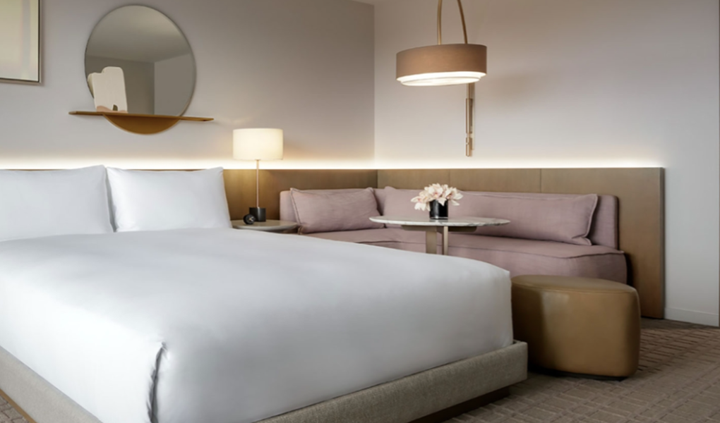 Premiere-Suite-Connecting-03